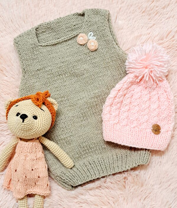 conjunto chaleco y gorro