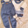conjunto de jardinero y sweater con guarda de jacquard, tejidos a mano en lana hipoalergénica conjunto de jardinero y sweater con guarda de jacquard, tejidos a mano en lana hipoalergénica