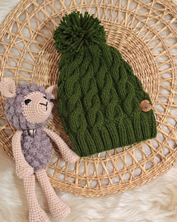 conjunto de chaleco animalito y gorro tejidos a mano con lana hipoalergénica conjunto de chaleco animalito y gorro tejidos a mano con lana hipoalergénica