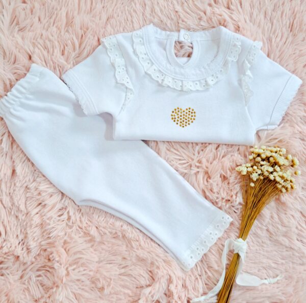 conjunto de saco ochitos calados tejido en hilo de algodón con conjunto broderie de algodón conjunto de saco ochitos calados tejido en hilo de algodón con conjunto broderie de algodón