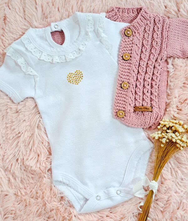 conjunto de saco ochitos calados tejido en hilo de algodón con conjunto broderie de algodón conjunto de saco ochitos calados tejido en hilo de algodón con conjunto broderie de algodón
