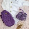 conjunto de short, saco y zapatitos tejidos a mano en hilo de algodón con body de algodón conjunto de short, saco y zapatitos tejidos a mano en hilo de algodón con body de algodón