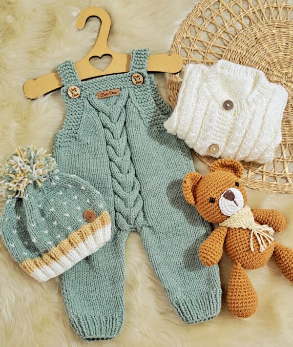 conjunto de jardinero, saco y gorro conjunto de jardinero, saco y gorro