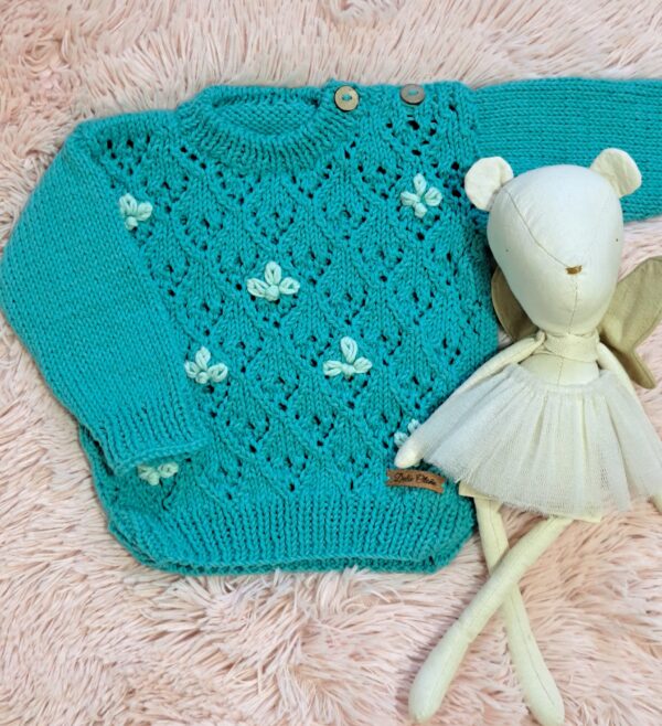 sweater calado y bordado