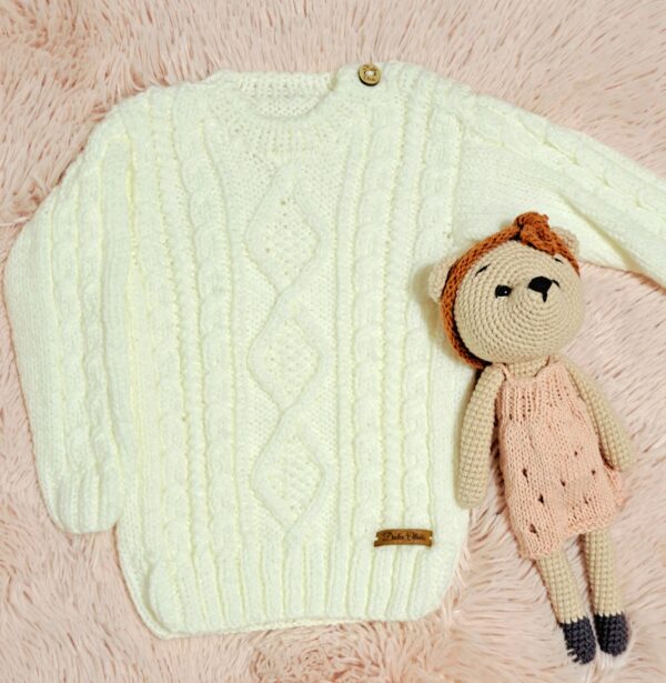sweater con rombos y ochos