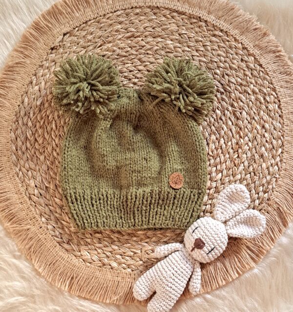 gorro doble pompon