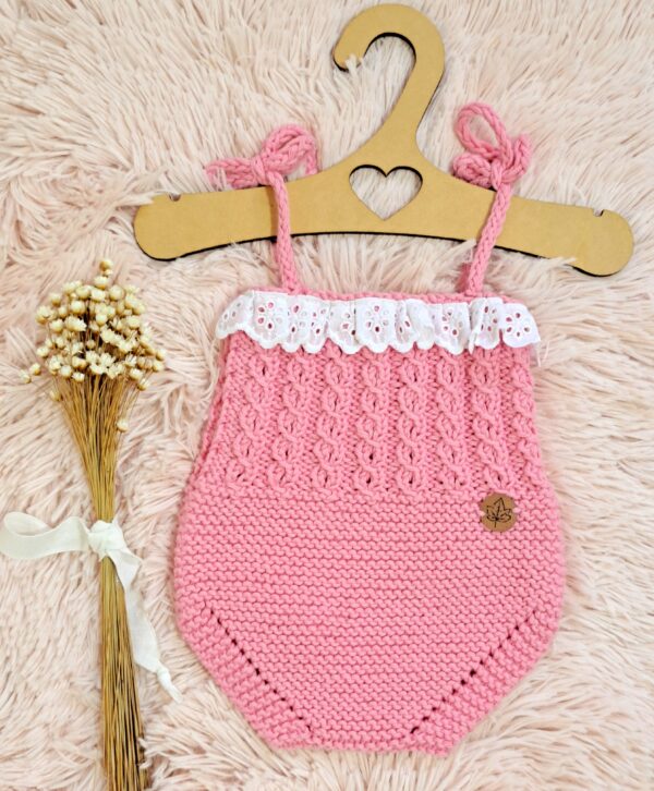 conjunto romántico de enterito con puntilla y body de algodón conjunto romántico de enterito con puntilla y body de algodón