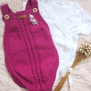 conjunto de enterito con rositas bordadas y prenditas de algodón conjunto de enterito con rositas bordadas y prenditas de algodón