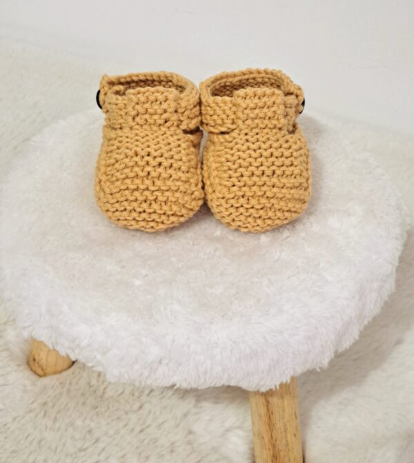 zapatitos para bebés tejidos a mano en hilo de algodón