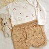 ajuar de nacimiento con shorts y prenditas de algodón ajuar de nacimiento con shorts y prenditas de algodón