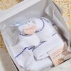 ajuar picot de 5 prendas – algodón blanco con detalles azul