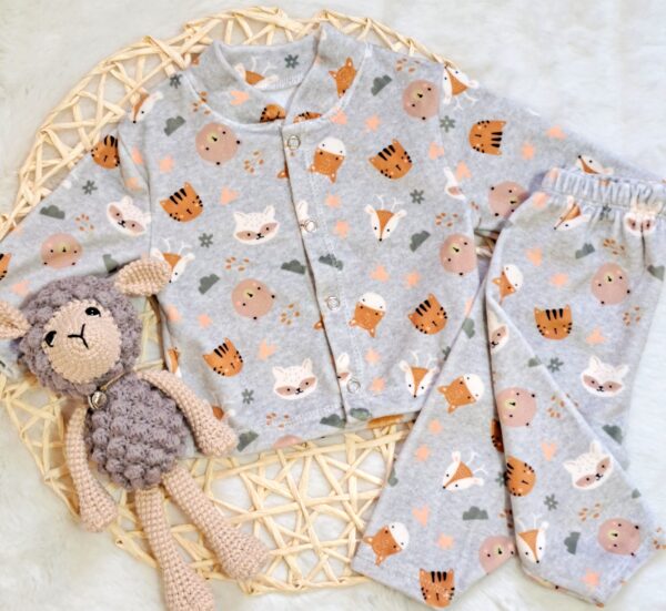 conjunto de plush – 2 prendas