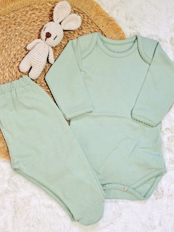conjunto de body y ranita de algodón pima conjunto de body y ranita de algodón pima