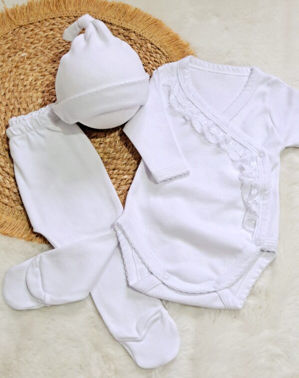 ajuar voladitos de 6 prendas – algodón blanco con detalles de puntilla ajuar voladitos de 6 prendas – algodón blanco con detalles de puntilla