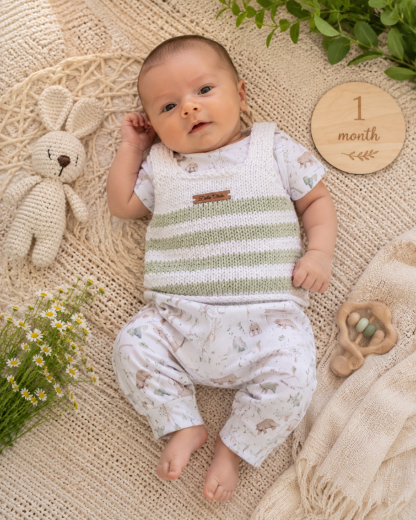 ajuar de nacimiento de jardinerito corto mas prenditas de algodón ajuar de nacimiento de jardinerito corto mas prenditas de algodón