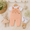 conjunto de jardinero romántico con delicadas rositas bordadas a mano mas body y zapatitos de algodón conjunto de jardinero romántico con delicadas rositas bordadas a mano mas body y zapatitos de algodón