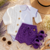 conjunto de short, saco y zapatitos tejidos a mano en hilo de algodón con body de algodón conjunto de short, saco y zapatitos tejidos a mano en hilo de algodón con body de algodón